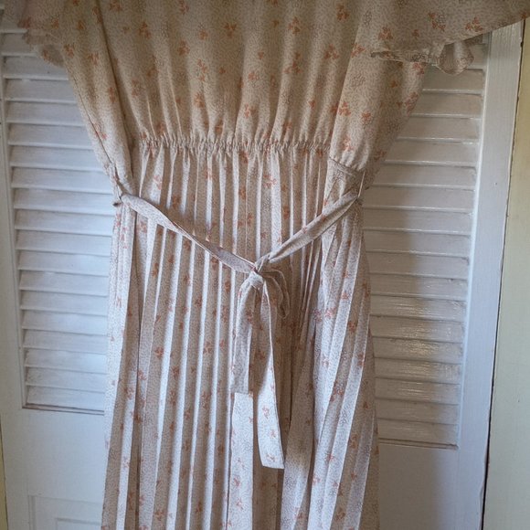 Polagram Dress - Picture 2 of 3